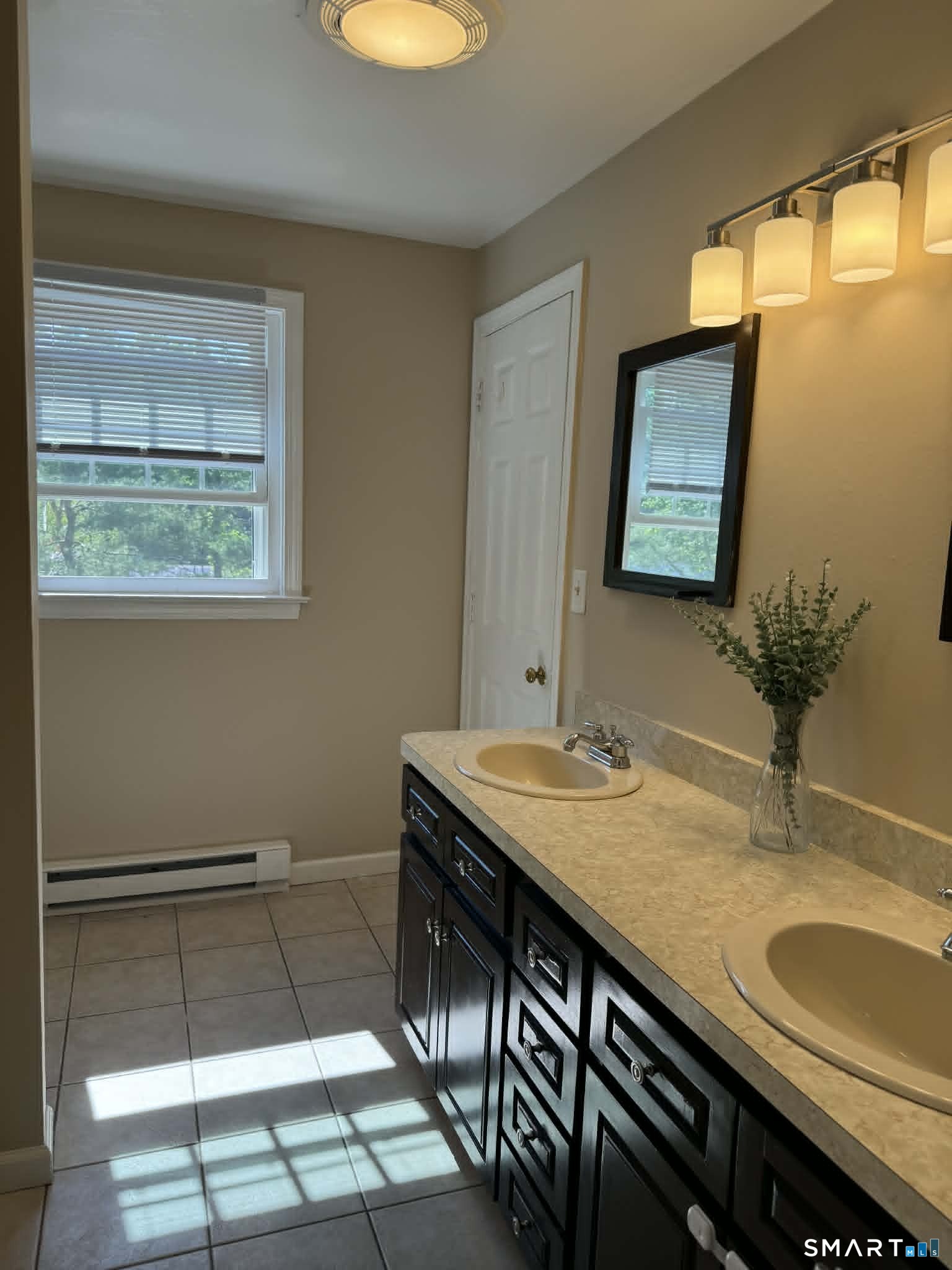 10 Countryside Lane, Unit 1 Middletown, CT 06457 - Photo 20 of 28