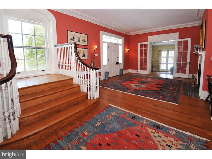 400 Deaver Road Cheltenham, PA 19095 - Photo 2 of 25 Foyer