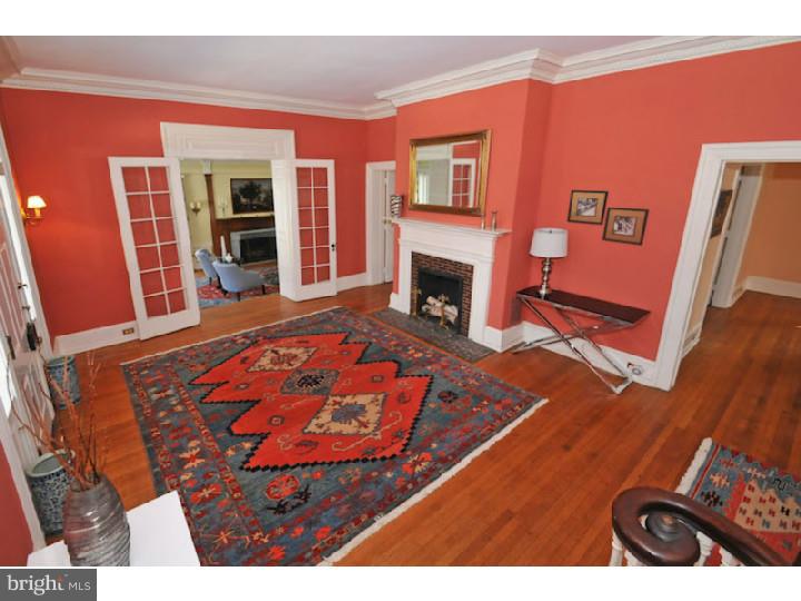 400 Deaver Road Cheltenham, PA 19095 - Photo 4 of 25 Foyer
