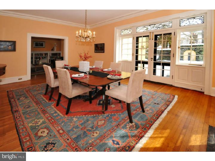 400 Deaver Road Cheltenham, PA 19095 - Photo 9 of 25 Dining Room