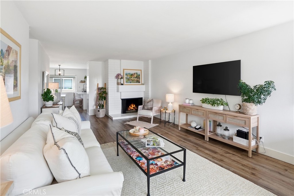 1228 Rutland Road, Unit 6 Newport Beach, CA 92660 - Photo 4 of 21