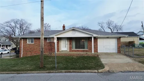 $300,000 | 3166 Tamm Avenue, St. Louis, MO 63139