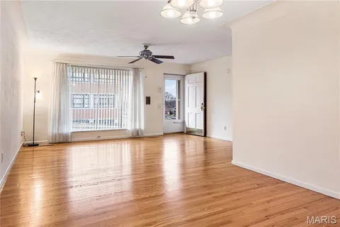 $300,000 | 3166 Tamm Avenue, St. Louis, MO 63139