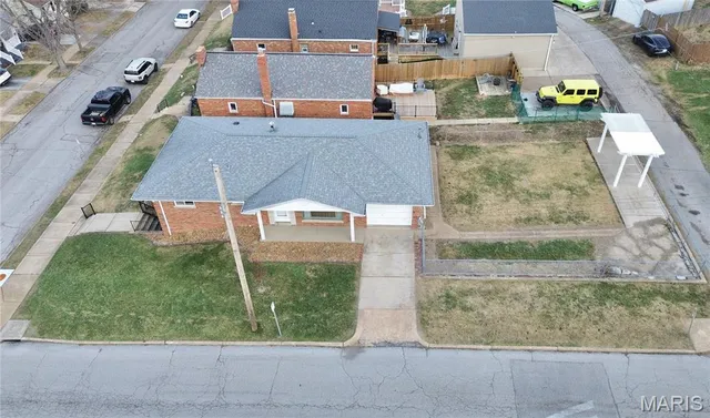 $300,000 | 3166 Tamm Avenue, St. Louis, MO 63139