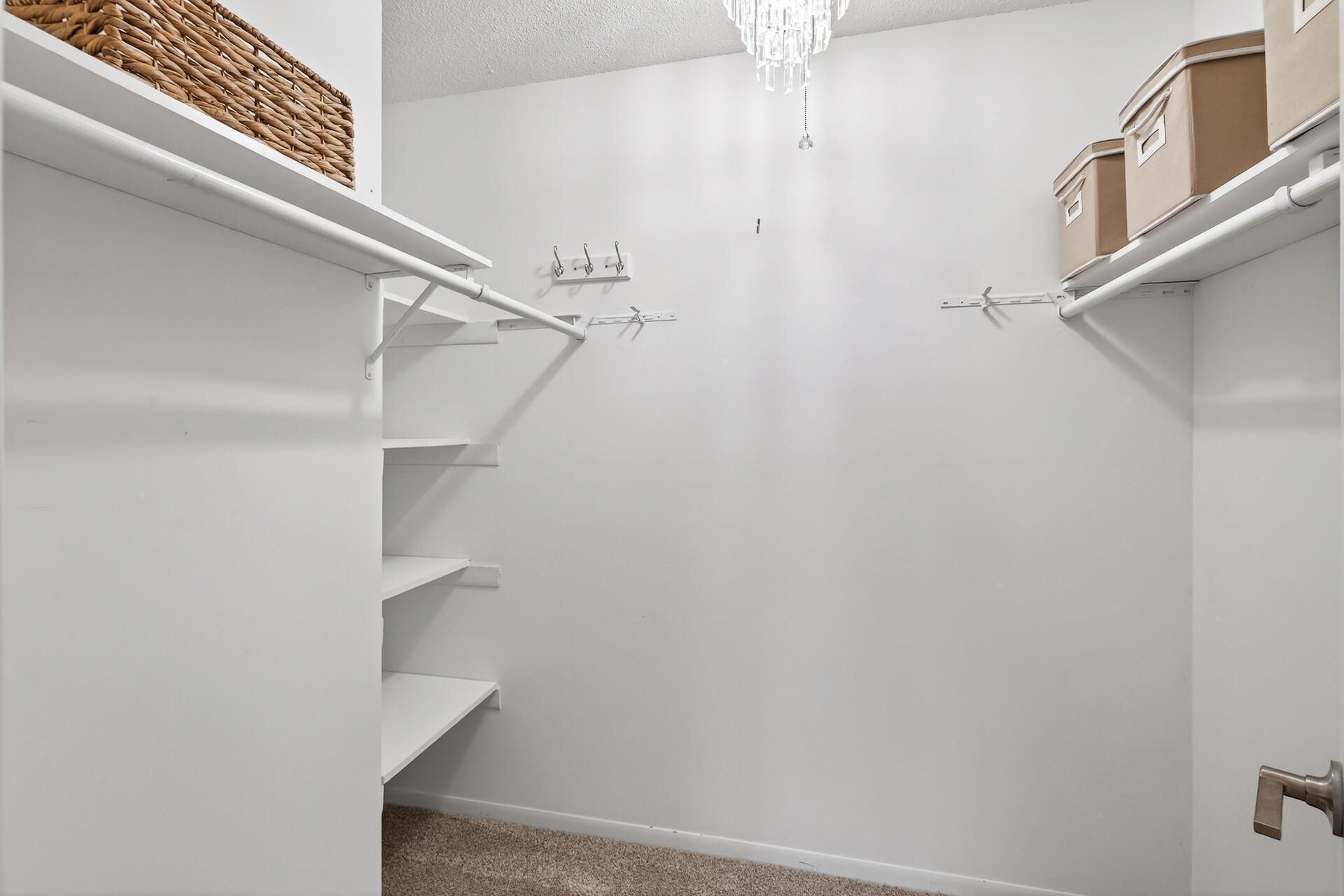 10381 Balsam Lane Eden Prairie, MN 55347 - Photo 15 of 27