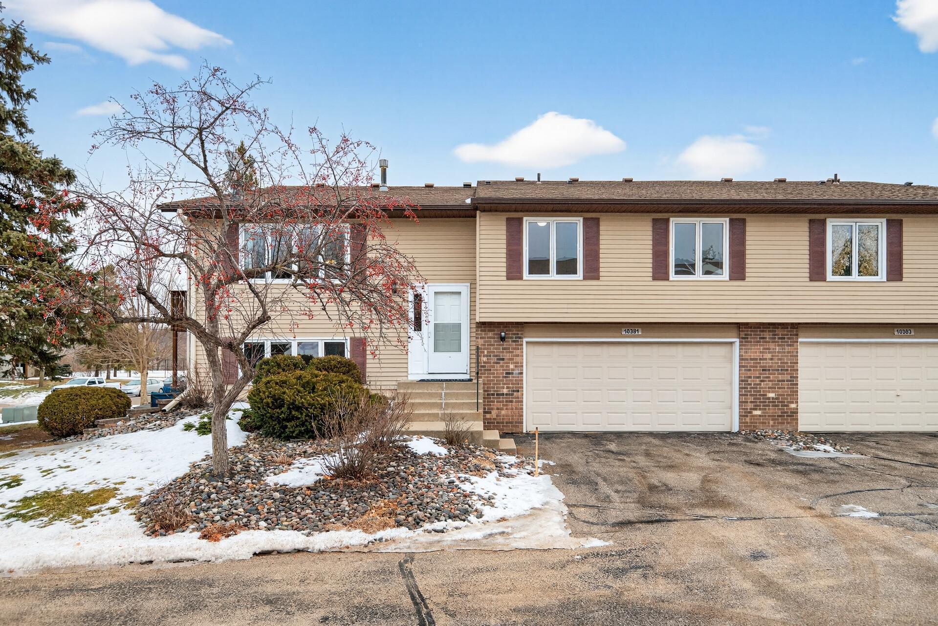 10381 Balsam Lane Eden Prairie, MN 55347 - Photo 2 of 27