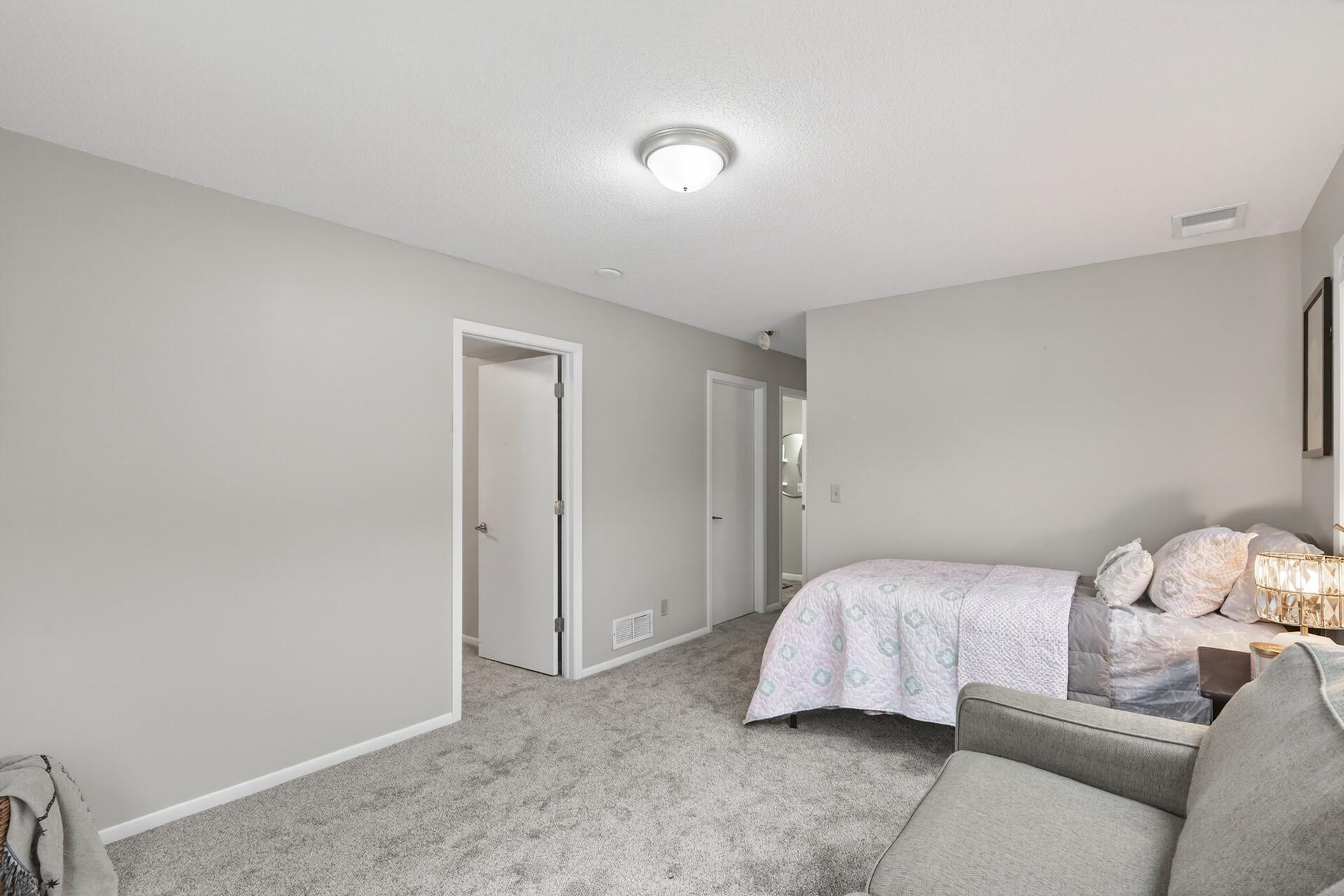 10381 Balsam Lane Eden Prairie, MN 55347 - Photo 21 of 27