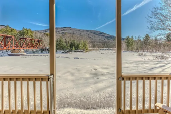 $415,000 | 20 Crossing Drive, Unit 104, North Woodstock, NH 03262