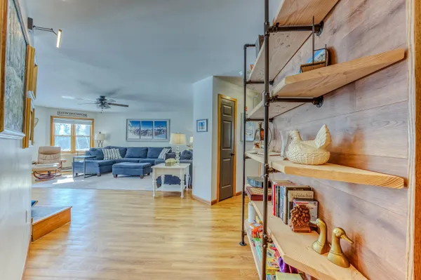 $415,000 | 20 Crossing Drive, Unit 104, North Woodstock, NH 03262