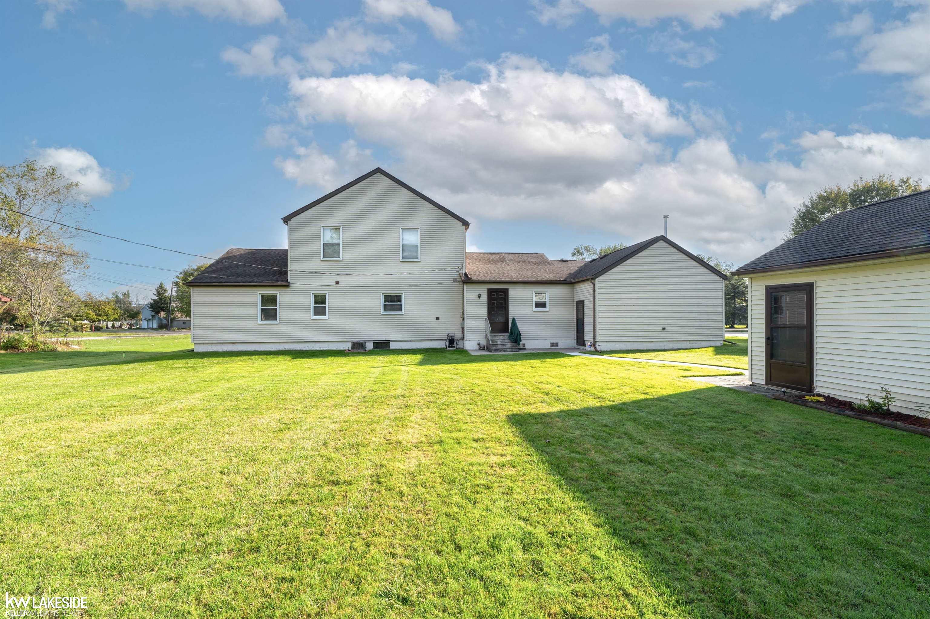 32794 Sutton Road Chesterfield, MI 48047 - Photo 9 of 32