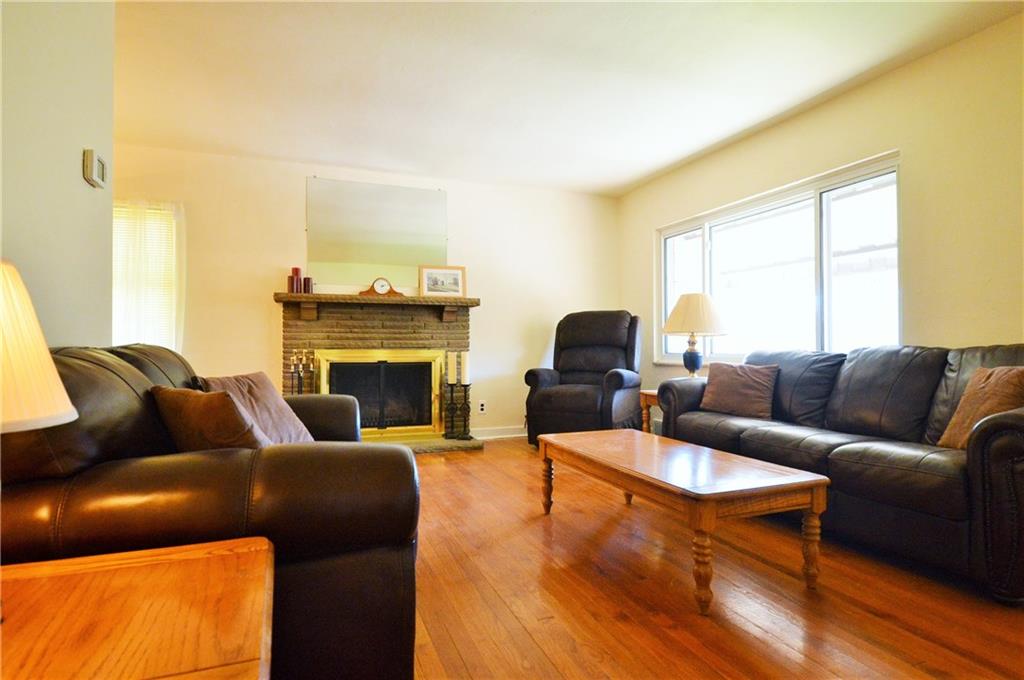 929 Boyce Road Bridgeville, PA 15017 - Photo 3 of 21 Gallery Image 3