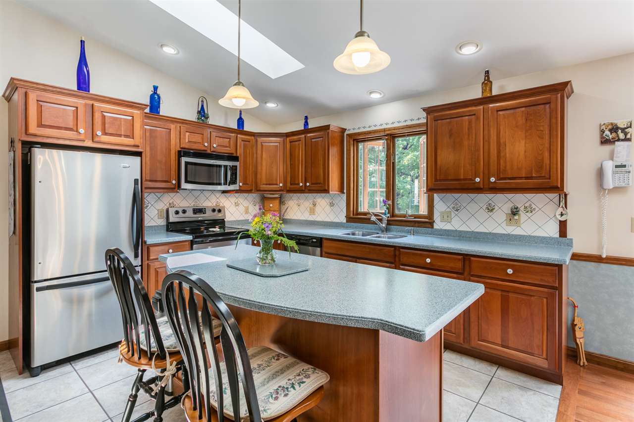 13 Jenkins Road Hartland, VT 05048 - Photo 6 of 40