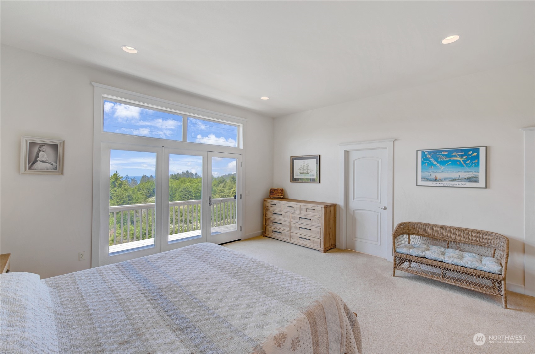 3013 Lighthouse Keepers Road Ilwaco, WA 98624 - Photo 15 of 39 Gallery Image 15