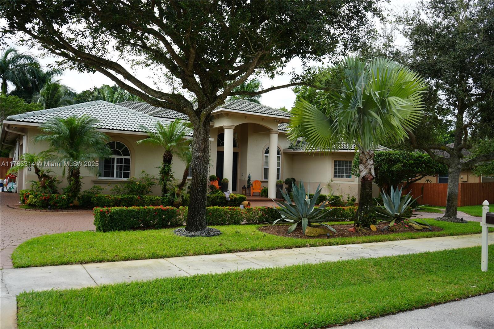 Davie Davie, FL 33314 - Photo 3 of 4 a view of a house with a yard