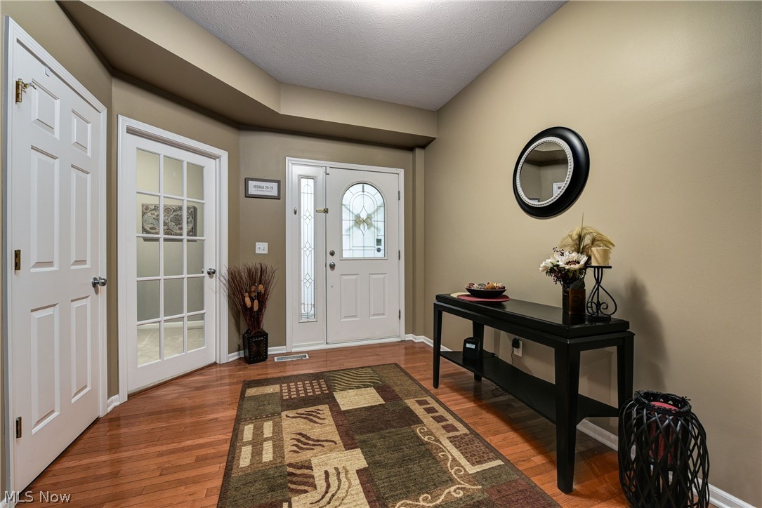 30231 Center Ridge Road, Unit 4 Westlake, OH 44145 - Photo 2 of 28 Gallery Image 2