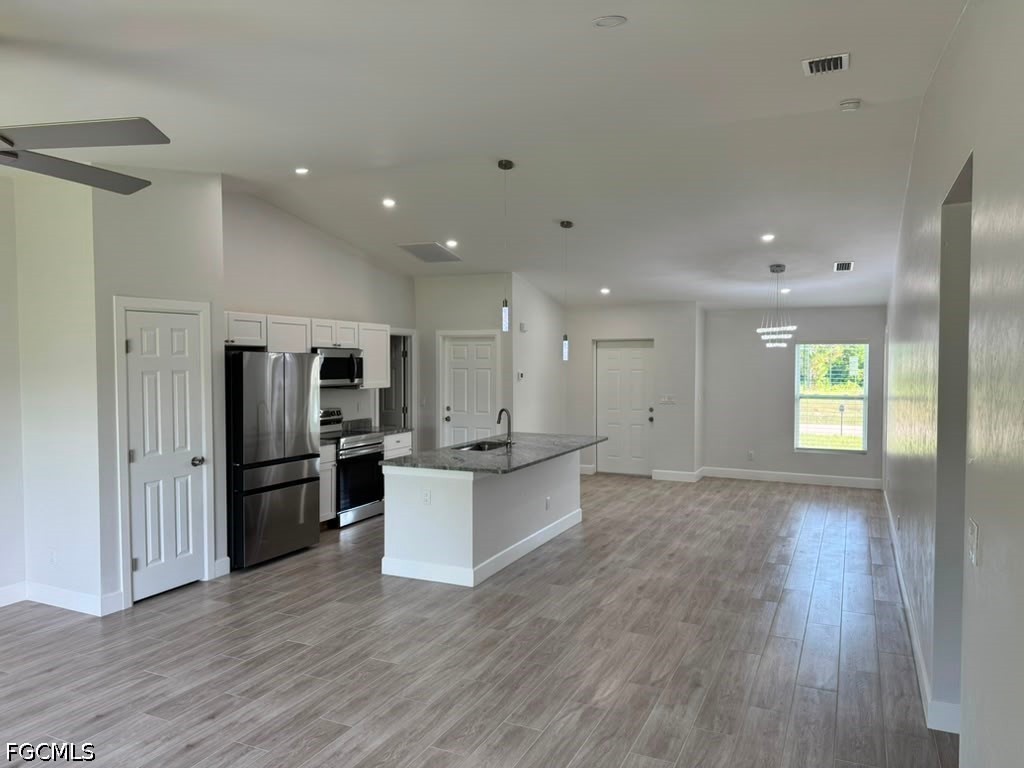 3707 32nd Street Southwest Lehigh Acres, FL 33976 - Photo 9 of 28