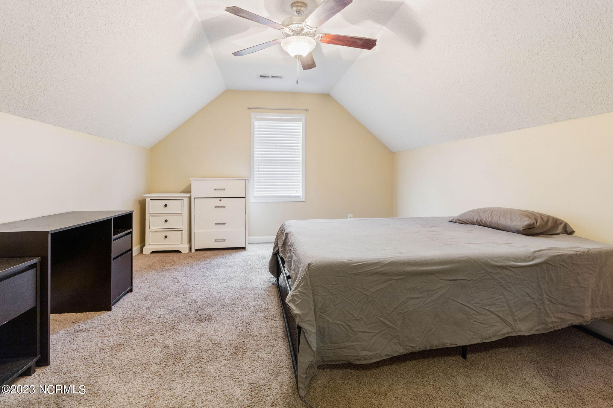 130 Raintree Circle Jacksonville, NC 28540 - Photo 32 of 38 35-web-or-mls-IMG_6860