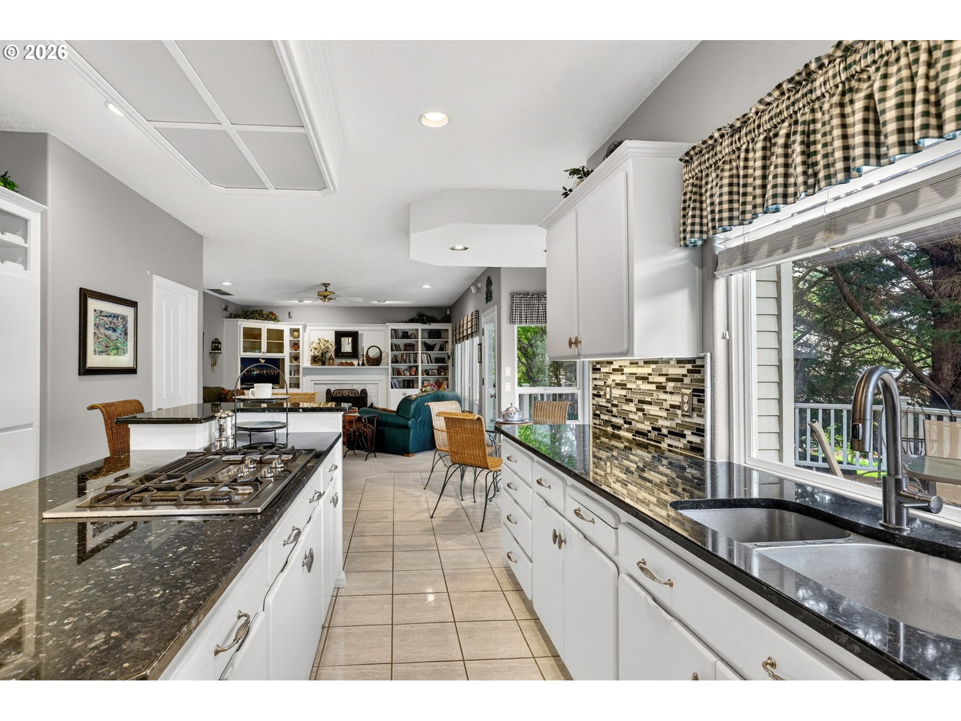9085 Southwest 180th Place Beaverton, OR 97007 - Photo 10 of 46
