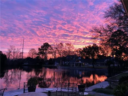 $899,000 | 6 Mary Ridge Court, River Ridge, LA 70123