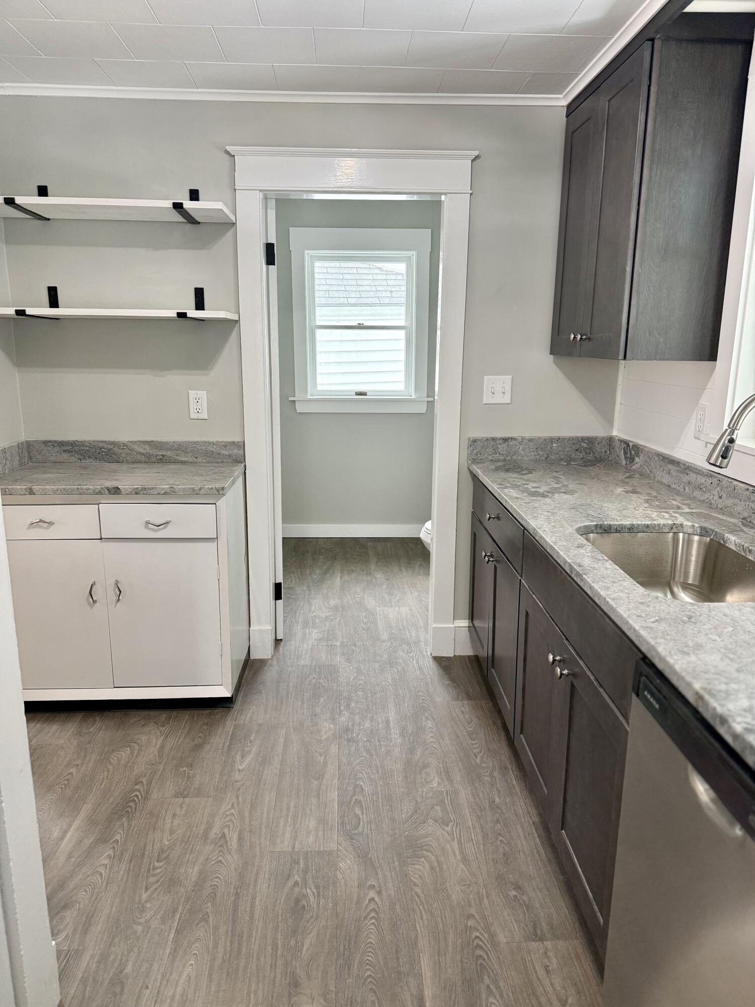 159 South Main Street Auburn, ME 04210 - Photo 6 of 15 Kitchen