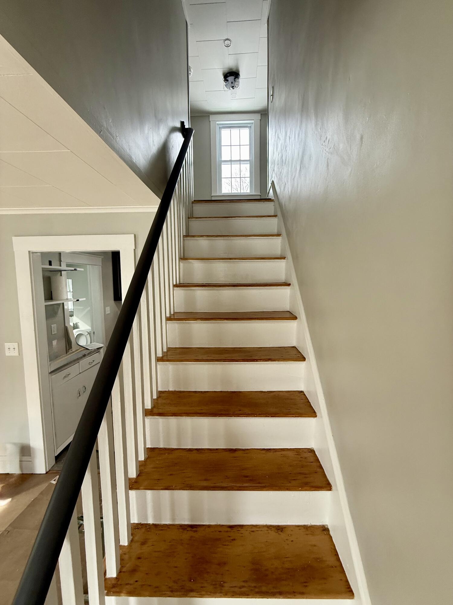 159 South Main Street Auburn, ME 04210 - Photo 10 of 15 Stairs