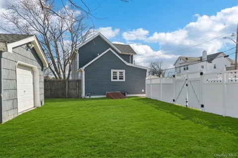 $599,000 | 72 Waverly Avenue, Patchogue, NY 11772