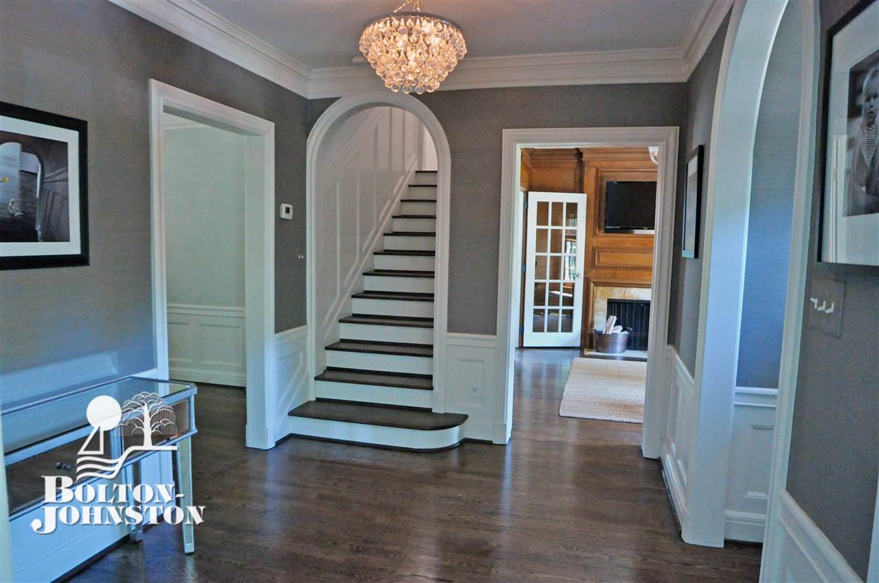226 Moran Road Grosse Pointe Farms, MI 48236 - Photo 6 of 72