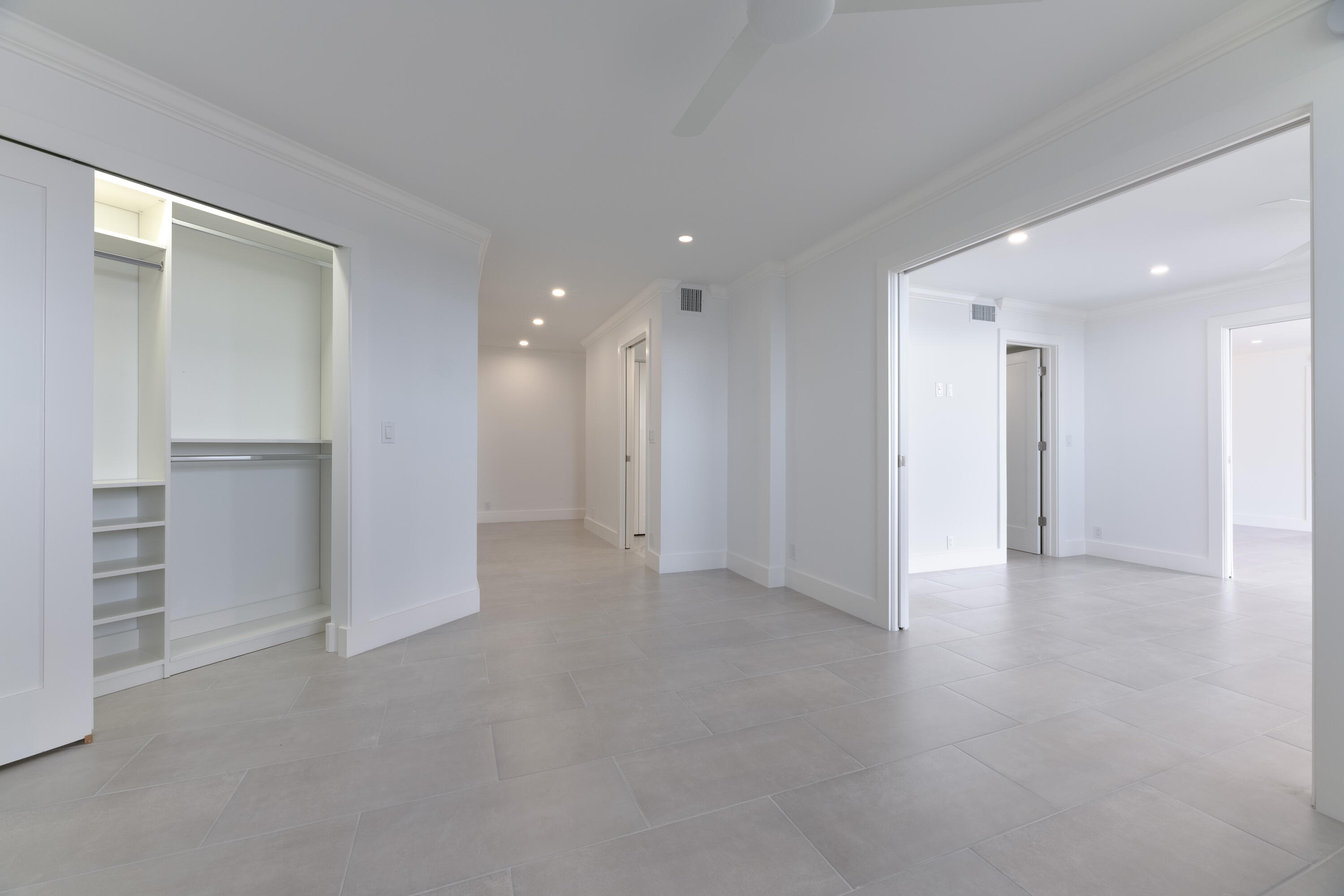336 Golfview Road, Unit PH12 North Palm Beach, FL 33408 - Photo 15 of 33 Bedroom 2