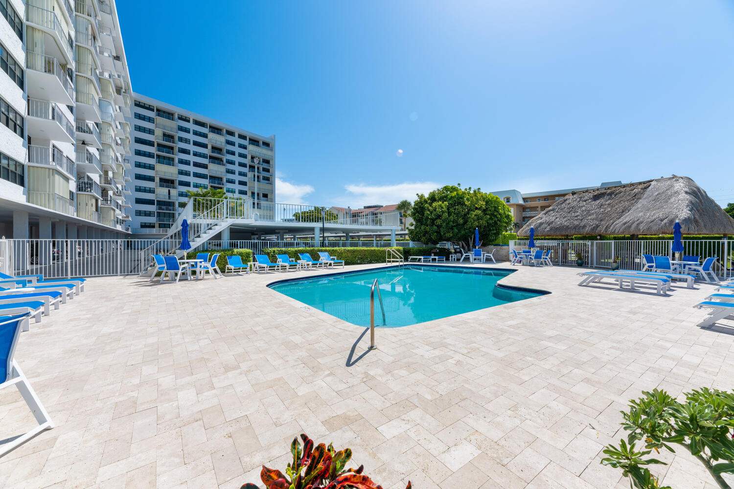336 Golfview Road, Unit PH12 North Palm Beach, FL 33408 - Photo 26 of 33 336 Golfview Rd Unit PH 12-large-041-039
