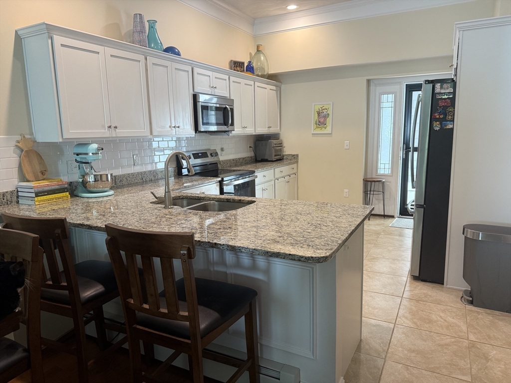 445 Berlin Street, Unit 7 Clinton, MA 01510 - Photo 4 of 30
