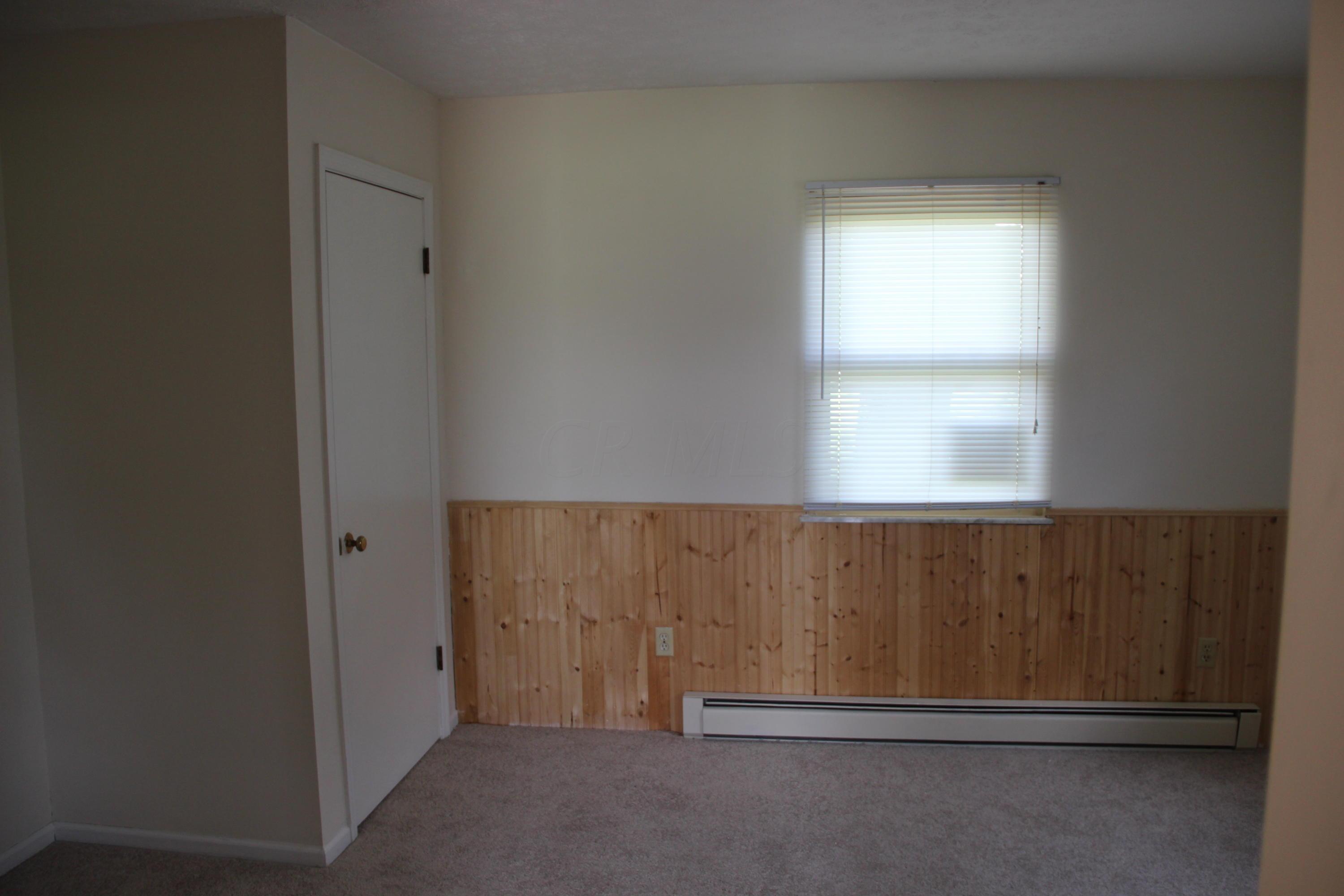 10429 York Road Southwest Pataskala, OH 43062 - Photo 9 of 19