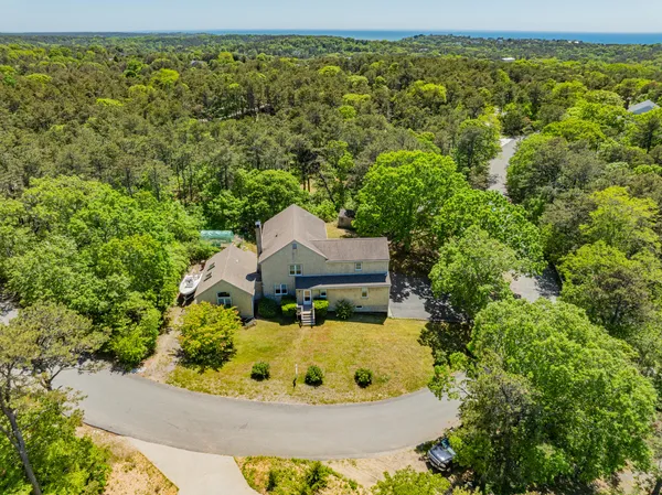 $1,100,000 | 2 Short Lots Lane, Truro, MA 02666