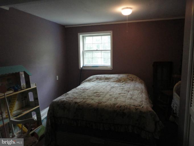 6227 Commons Road Baltimore, MD 21237 - Photo 11 of 14 Bedroom #4
