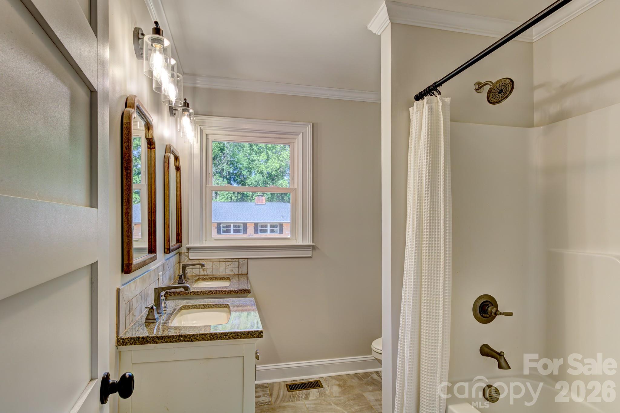 303 Mark Street Cherryville, NC 28021 - Photo 14 of 18
