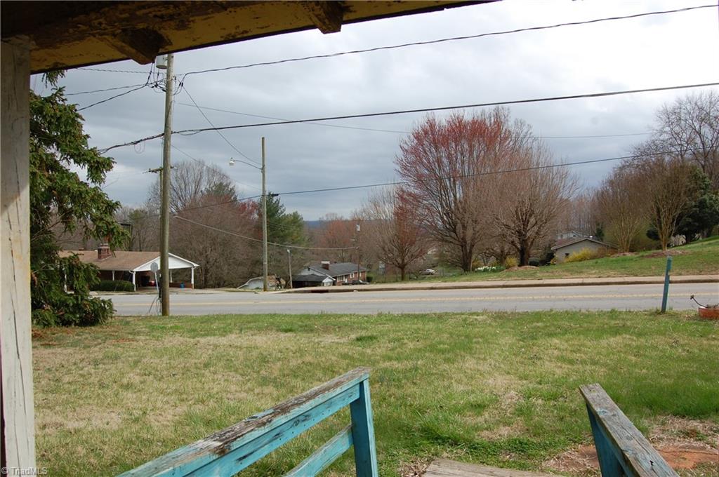 1010 Elk Spur Street Elkin, NC 28621 - Photo 3 of 9
