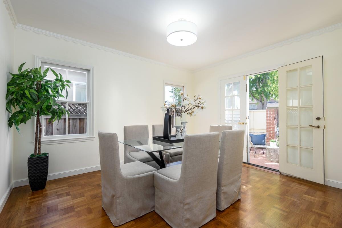 424 Bloomfield Road Burlingame, CA 94010 - Photo 6 of 14 a living room with furniture and a potted plant