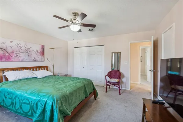 $318,000 | 8604 West 84th Street, Overland Park, KS 66212