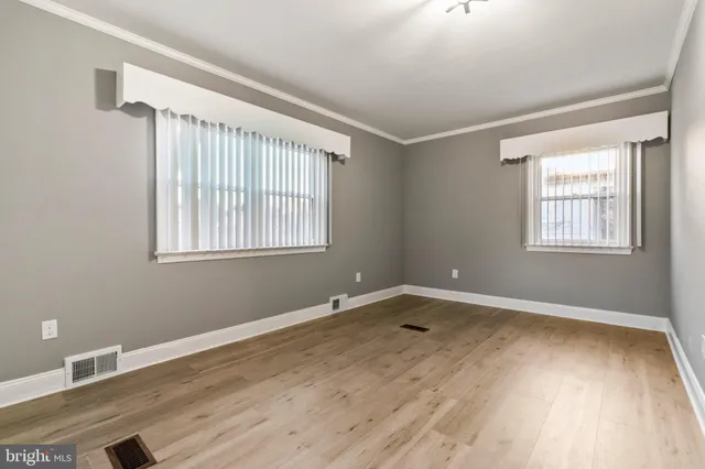 $334,999 | 920 East Division Street, Dover, DE 19901