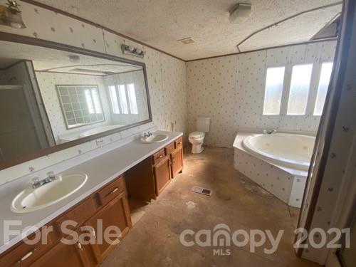 6116 Hornsboro Road Pageland, SC 29728 - Photo 4 of 11 Gallery Image 4