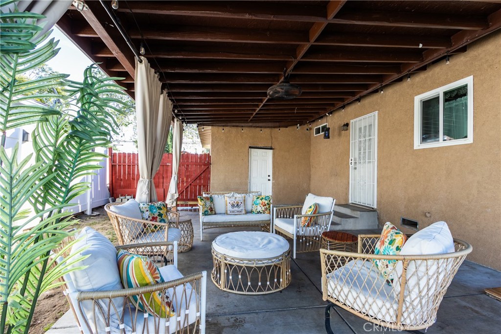 722 South Sycamore Avenue Rialto, CA 92376 - Photo 26 of 34