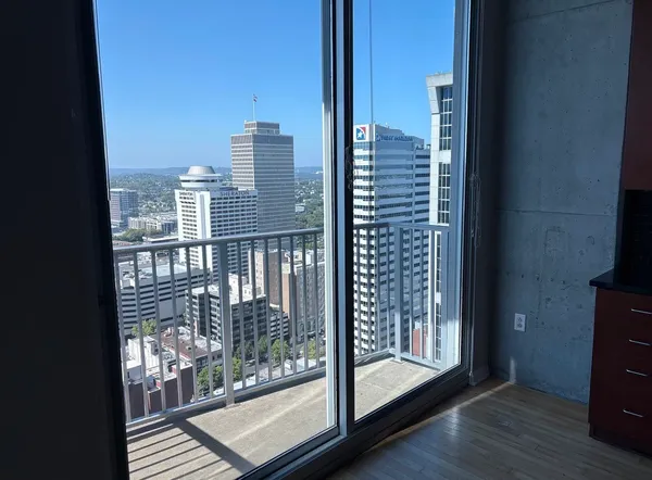 $2,195 | 415 Church Street, Unit 2906, Nashville, TN 37219