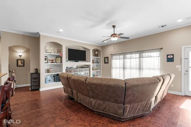 $399,999 | 2403 Tallgrass Circle, Bossier City, LA 71111