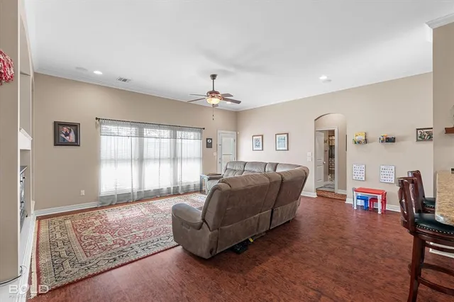 $399,999 | 2403 Tallgrass Circle, Bossier City, LA 71111