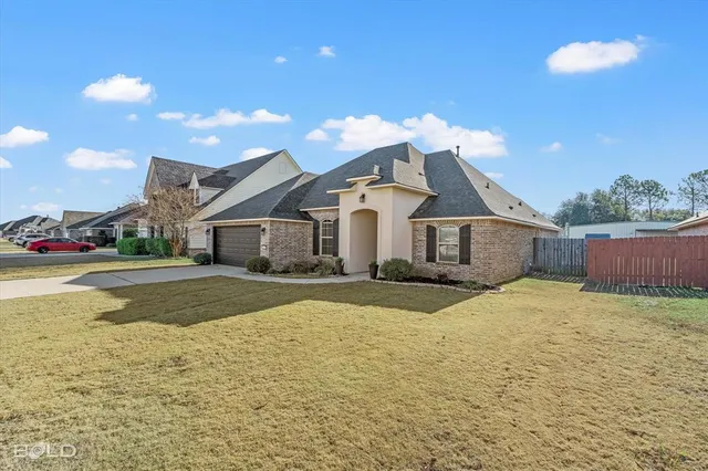 $399,999 | 2403 Tallgrass Circle, Bossier City, LA 71111