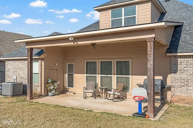 $399,999 | 2403 Tallgrass Circle, Bossier City, LA 71111