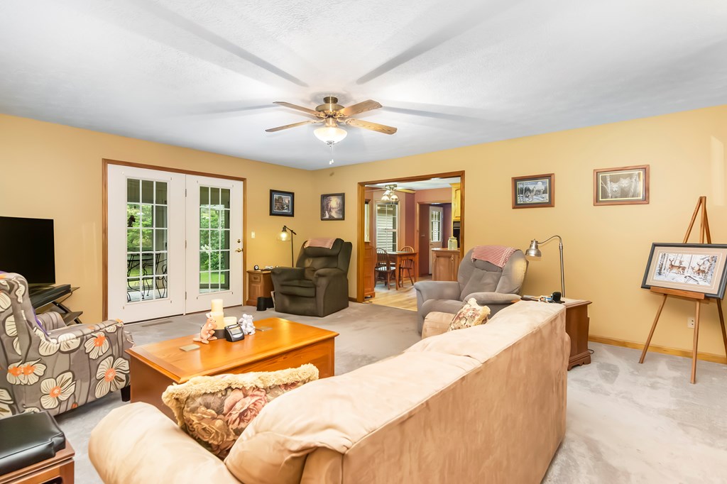 2751 Knight Road Ellijay, GA 30540 - Photo 8 of 58 Gallery Image 8