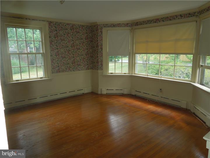 35 Church Road Telford, PA 18969 - Photo 14 of 24 Dining Room
