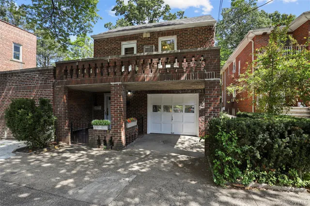 $750,000 | 5926 Spencer Avenue | North Riverdale
