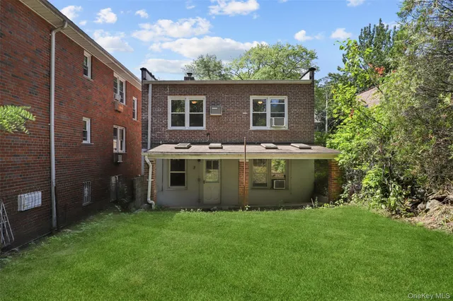 $750,000 | 5926 Spencer Avenue | North Riverdale