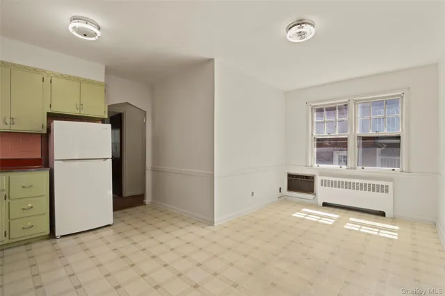 $750,000 | 5926 Spencer Avenue | North Riverdale